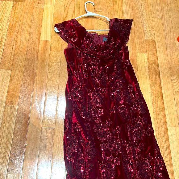 Maroon Dress size 12 - Picture 1 of 1